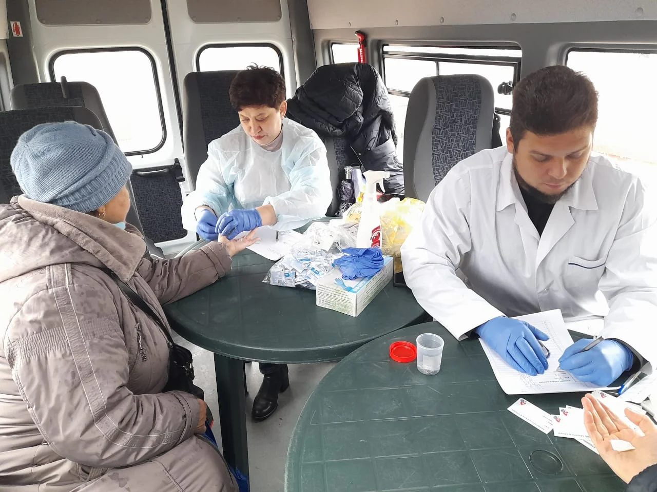 Профилактическая акция по скринингу глюкозы в крови собрала более ста тридцати участников