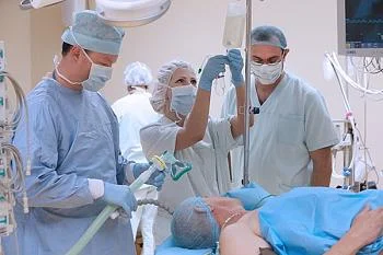 Врачей Калининградской области обучат современным методикам практической анестезии и реанимации